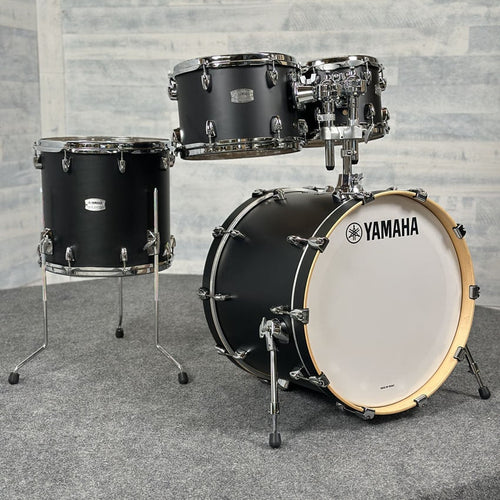 Used Yamaha Tour Custom Maple 4pc Drum Set w/20BD Licorice Satin