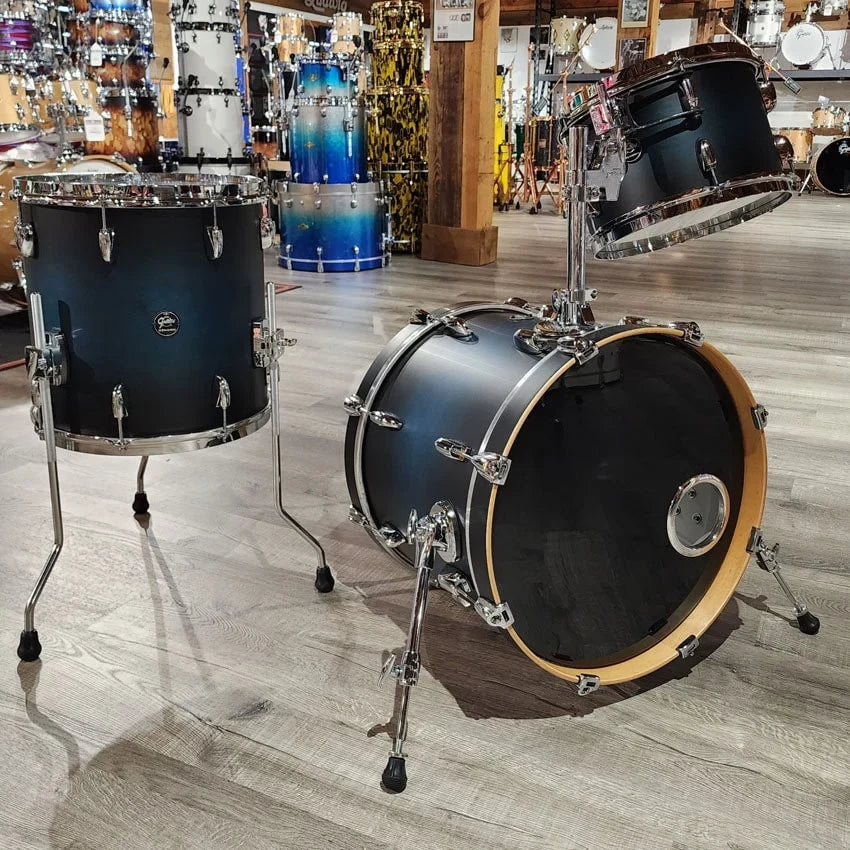 Used Gretsch Renown Maple 3pc Drum Set Satin Antique Blue Burst - Very Good